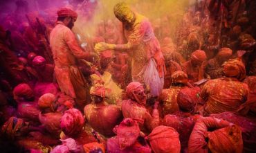 Gruppo Holi Festival - Triangolo d'Oro e Varanasi