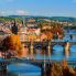 Praga, sul fiume