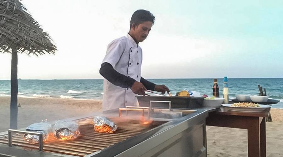 Nilaveli Beach Resort, il barbecue sulla spiaggia