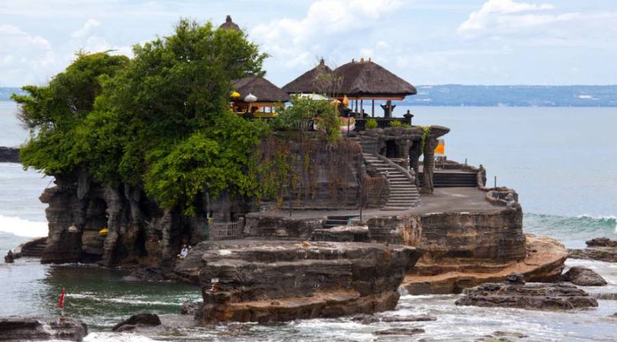 Il Tempio Tanah Lot a Bali