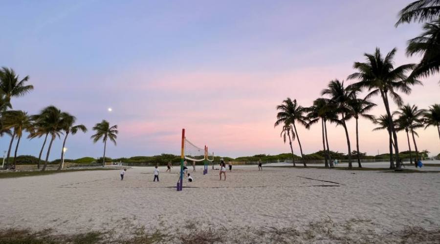 Atardecer en la playa de Miami