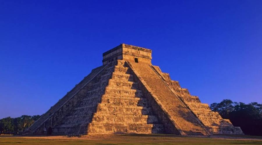 Templo Chichén Itzá-Kukulcán, Yucatán