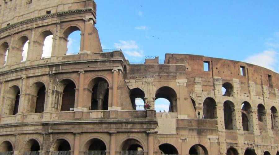 Vista parziale del Colosseo
