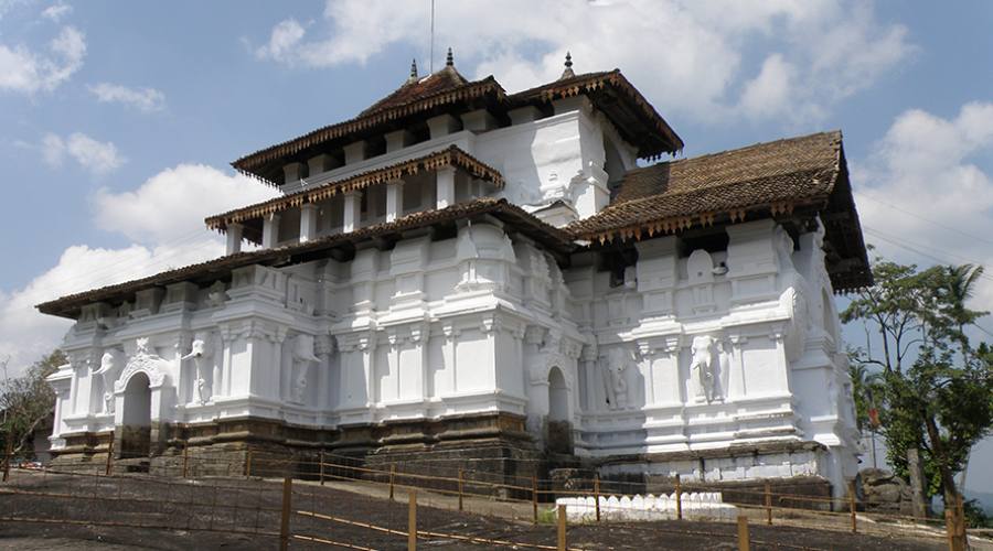 Lankathilaka Vhihara