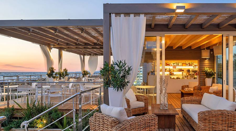 La terrazza sul mare
