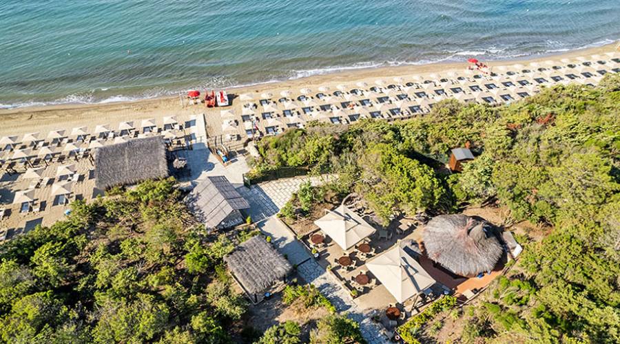 Beach bar dall'alto