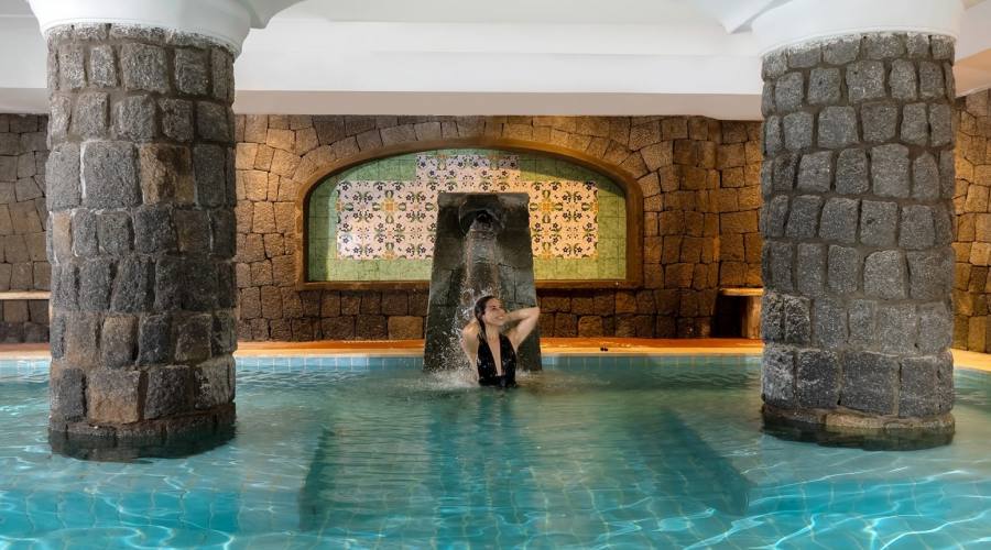 La Piscina Termale Interna