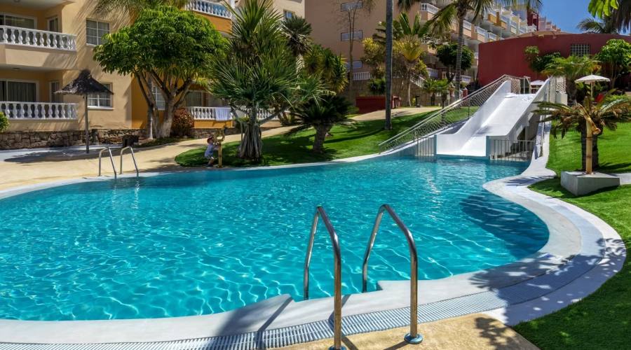 Piscina Hotel Allegro Isora