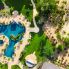 Le piscine e il mare, veduta aerea