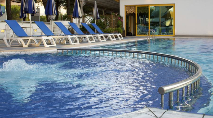 piscina hotel