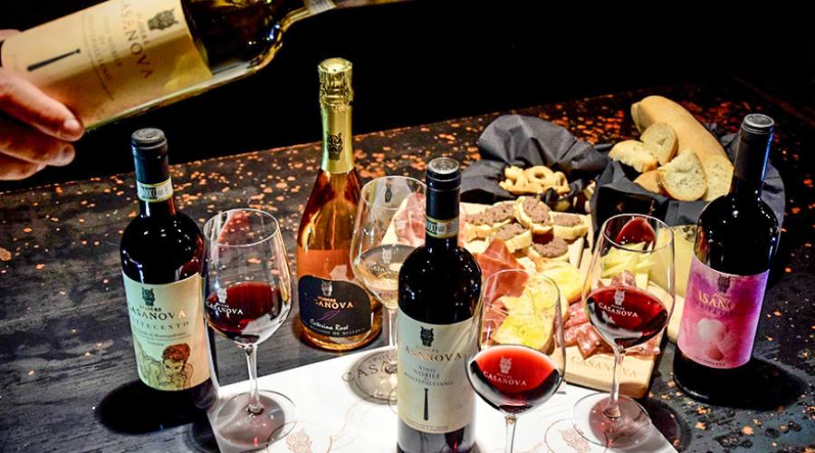 Tagliere e Vino Nobile di Montepulciano