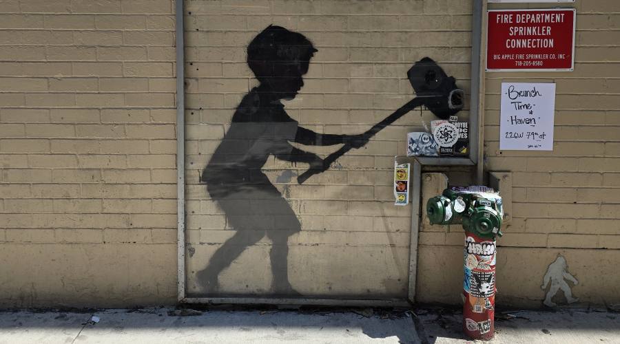 Hammer Boy di Banksy, Upper West Side
