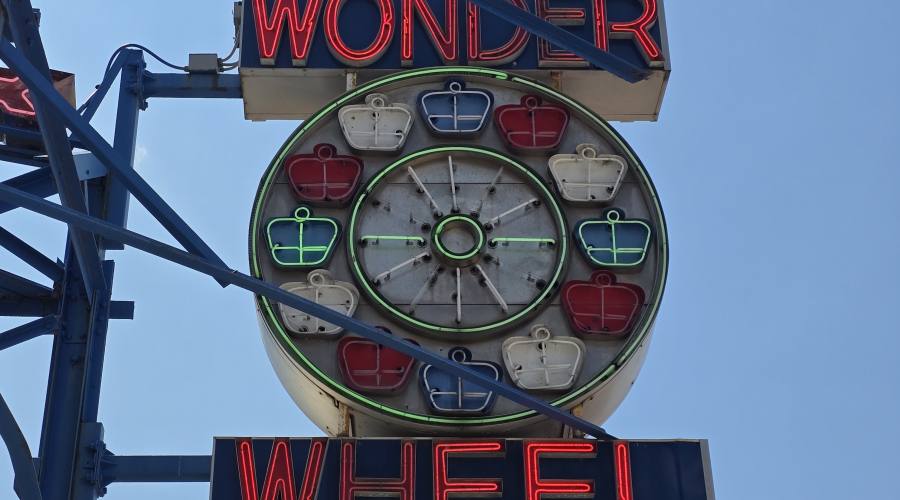 Wonder Wheel