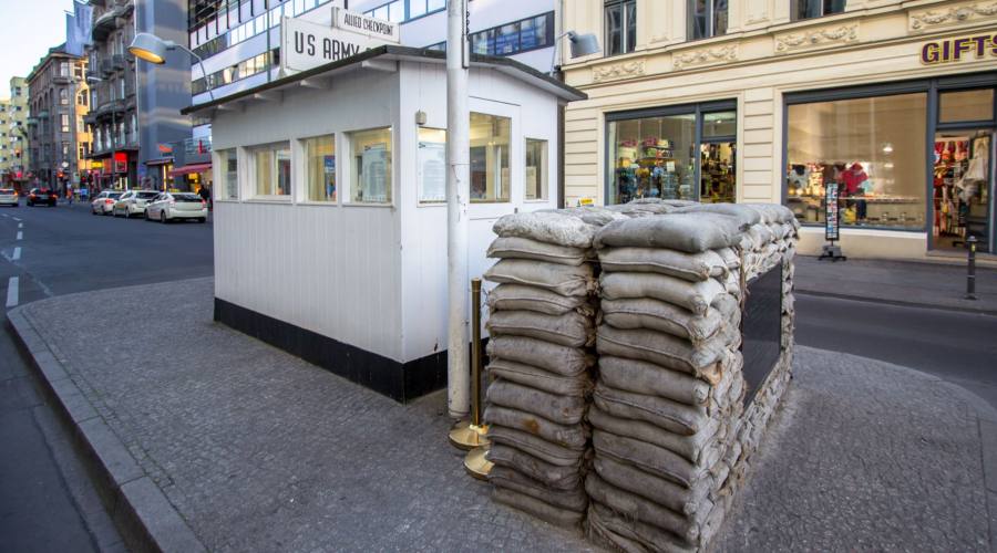 checkpoint charlie