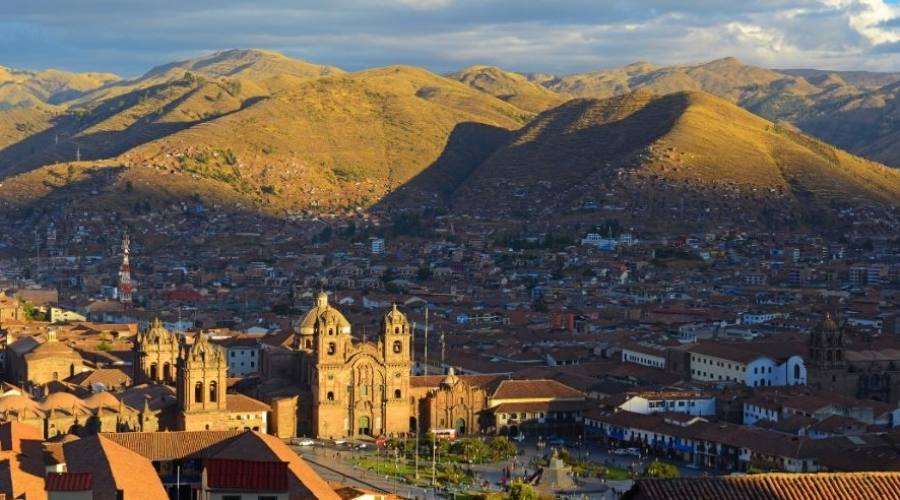 Cusco, l&iacute;nea del horizonte