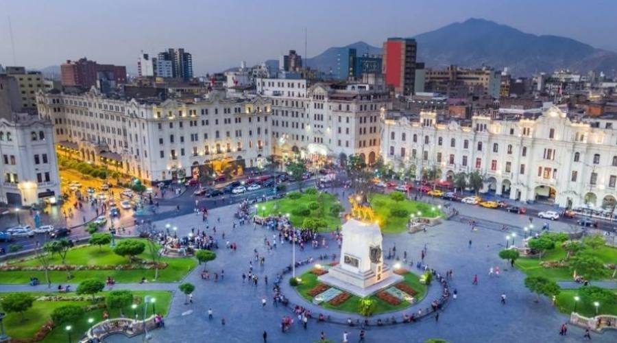 Lima, plaza de San Mart&iacute;n