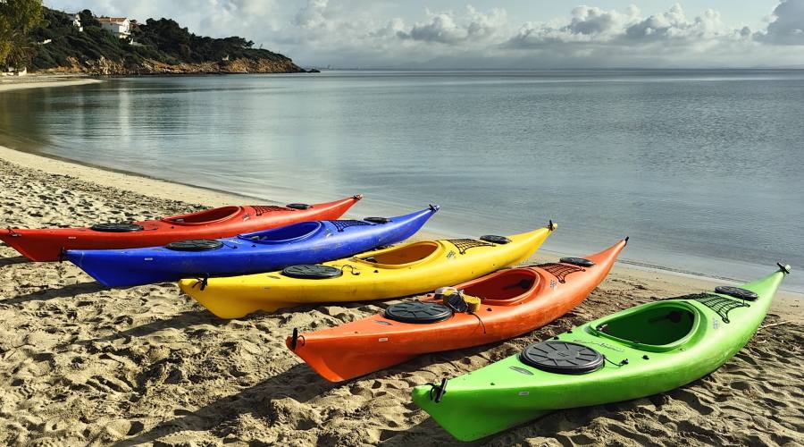 Kayak sulla spiaggia