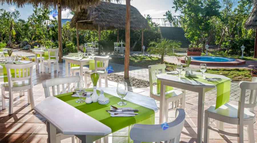 Restaurante - Hotel Sol Cayo Santa Mar&iacute;a