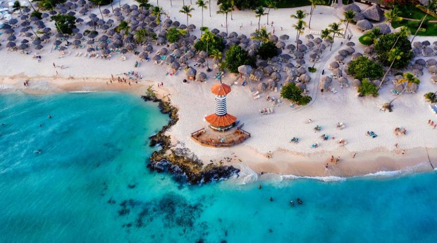 Vista a&eacute;rea del faro en Bayahibe