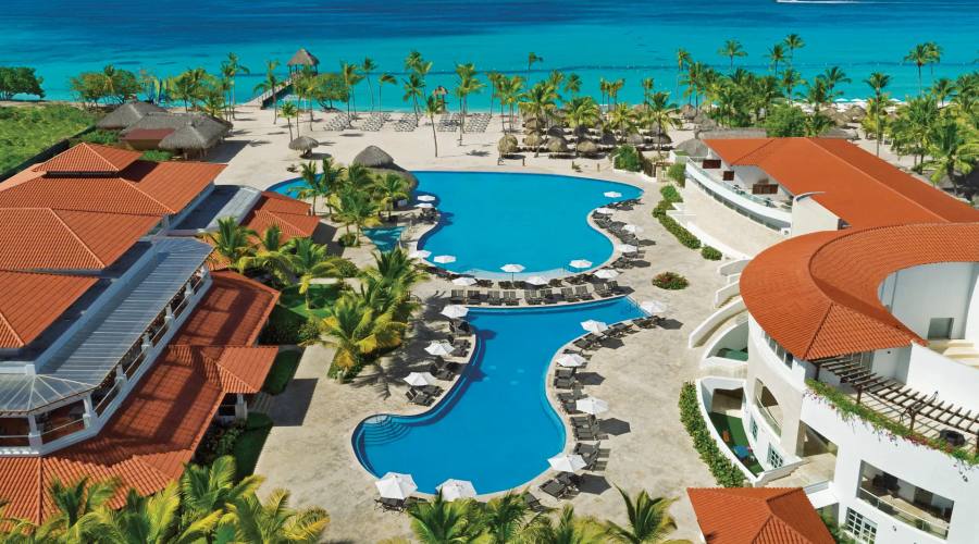 Vista del alto de la piscina principal