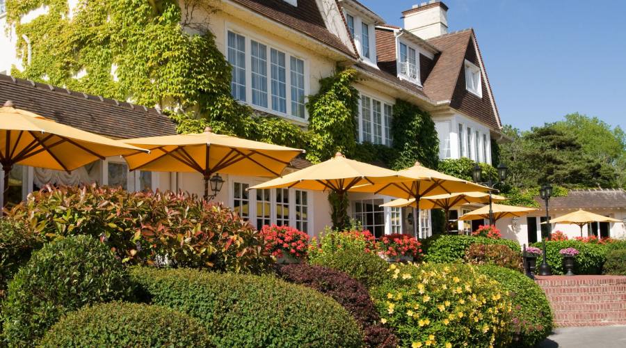 Le Manoir Hotel