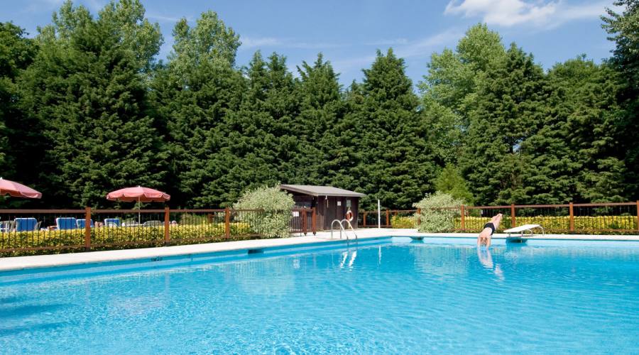 Le Manoir Hotel