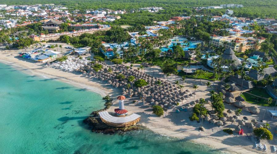 Vista a&eacute;rea del hotel