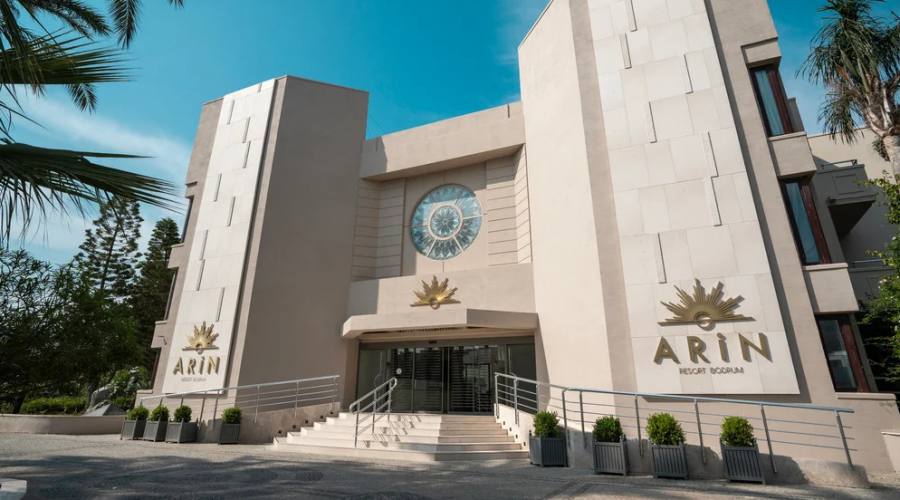 Arin Resort 