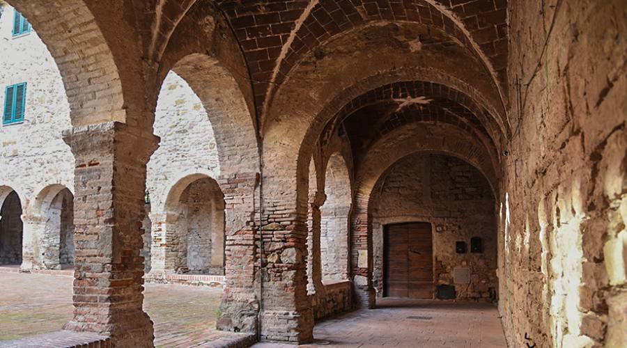 Suvereto: Chiostro di San Francesco