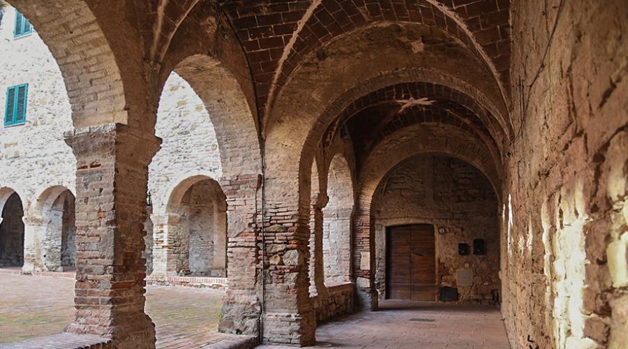 Suvereto: Chiostro di San Francesco