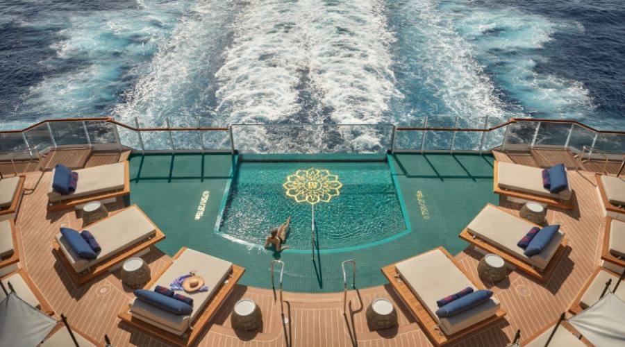 Astern pool