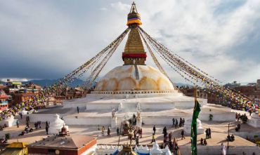 Lower Mustang Experience, un viaggio tra Monaci, Villaggi e Montagne