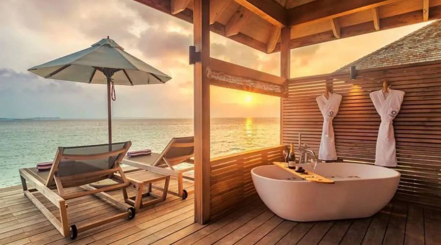 Hurawalhi - Romantic Villa