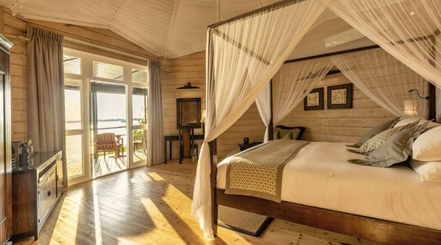 Komandoo, Jacuzzi Beach Villa