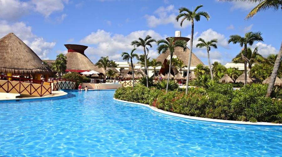 Gran Bahia Principe: Piscina