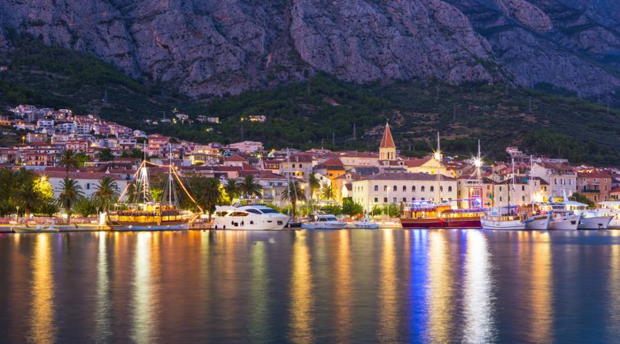 Riviera di Makarska - panoramica notturna