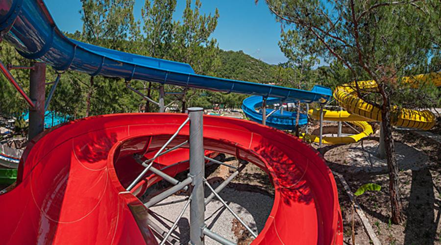 Aqua park 
