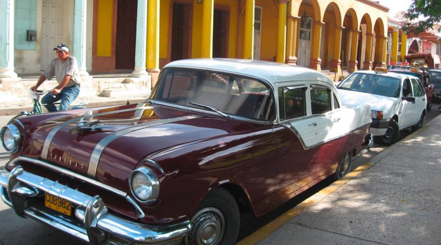 Le Auto d'Epoca a Cuba