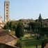 La vicina Lucca...