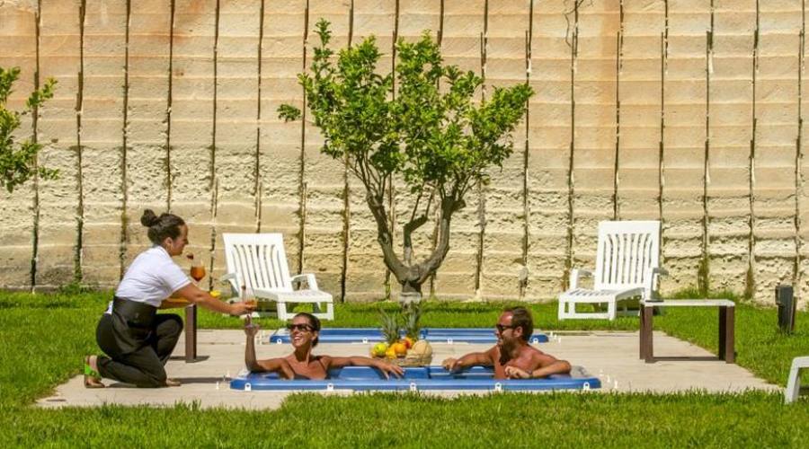 Piscina per idromassaggio