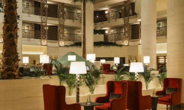 Sheraton Dubai Creek Hotel & Towers 5 stelle incluso safari con cena nel deserto