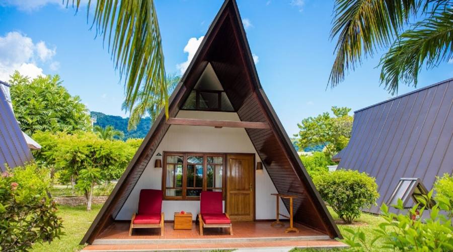 Garden and Beach Chalet